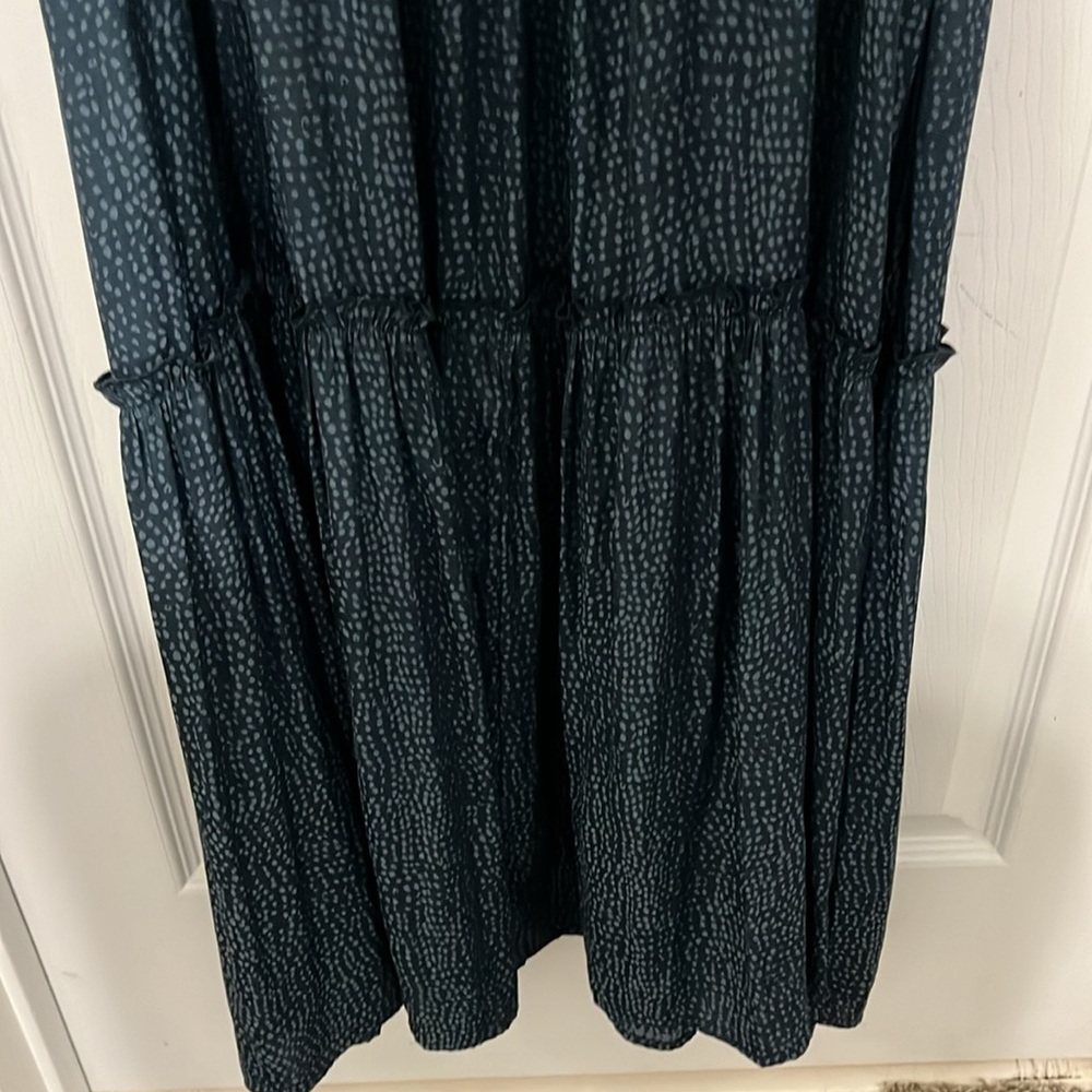 On 34th short sleeve blue dress with tie in the front size medium - Picture 10 of 12